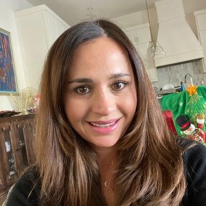 Meet your Posher, Dunia